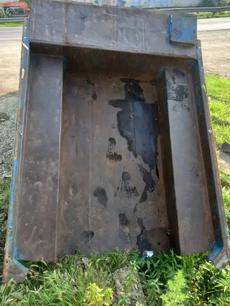 کفی اتاق عقب نیسان|قطعات یدکی و لوازم جانبی|تولم شهر, |دیوار