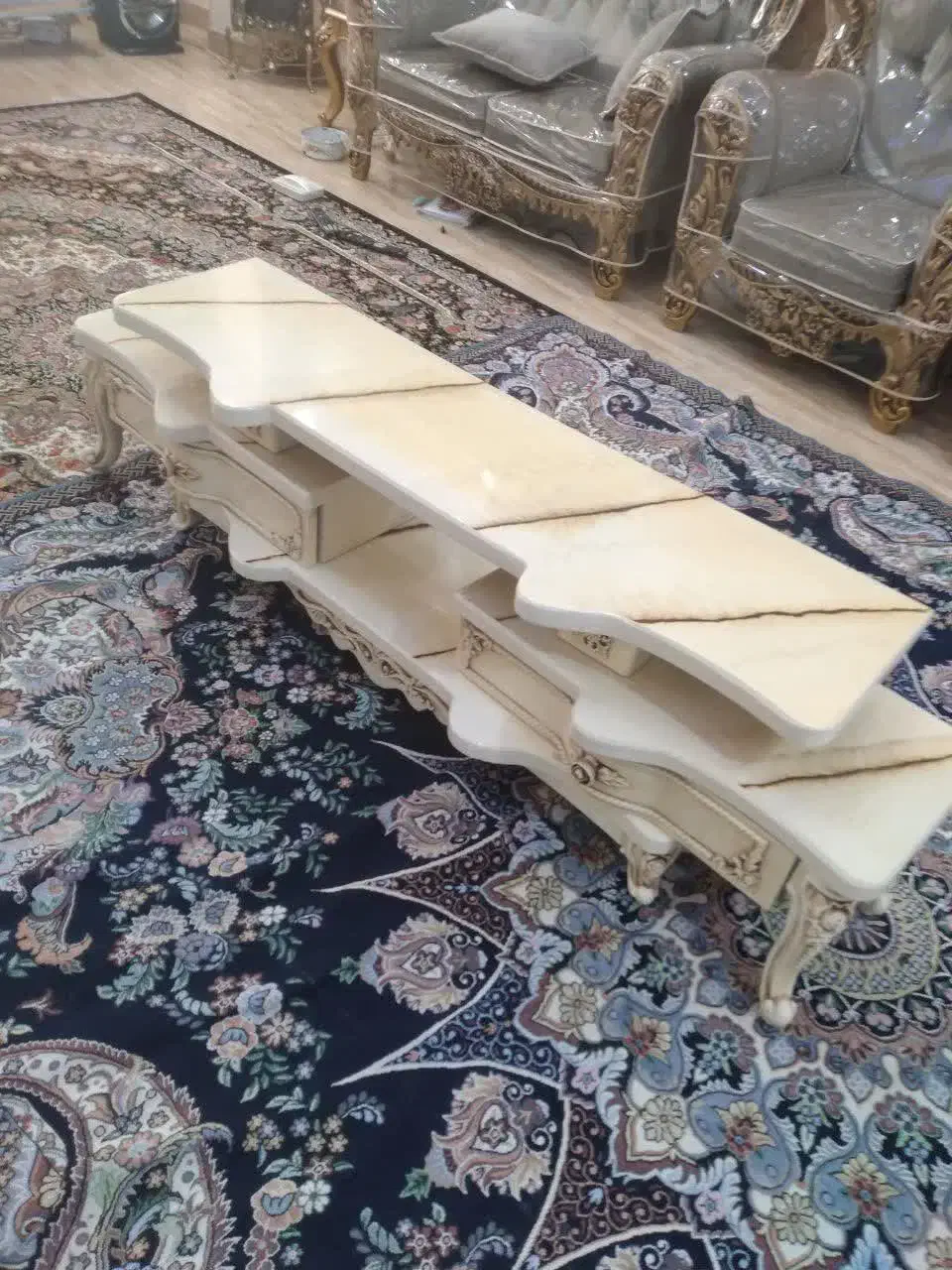 میزتلوزیون|میز تلویزیون|رشت, حمیدیان|دیوار