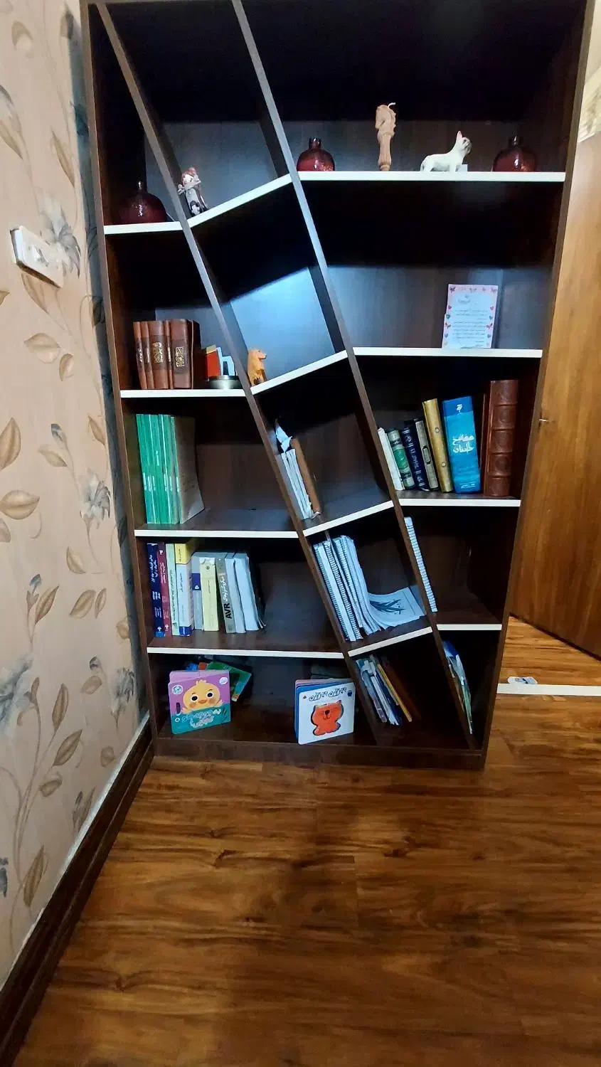 کتابخانه شیک و مدرن|کتابخانه، شلف، قفسه‌های دیواری|تهران, فدک|دیوار