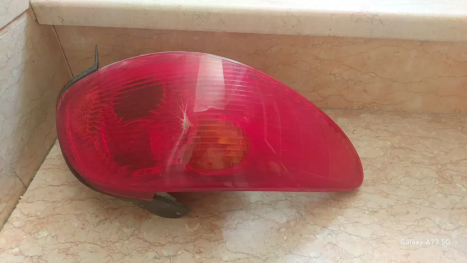 چراغ عقب ۲۰۶ sd|قطعات یدکی و لوازم جانبی|تهران, چوب تراش|دیوار