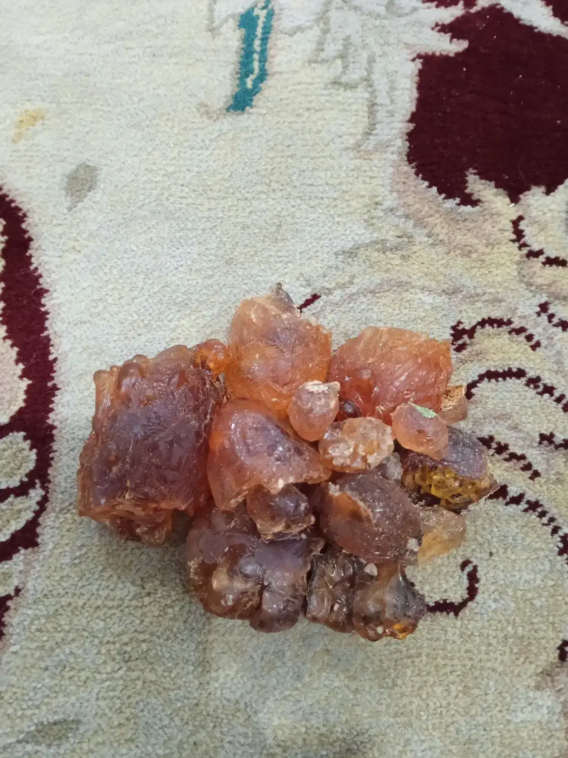 کهربا|کلکسیون اشیاء عتیقه|میبد, |دیوار