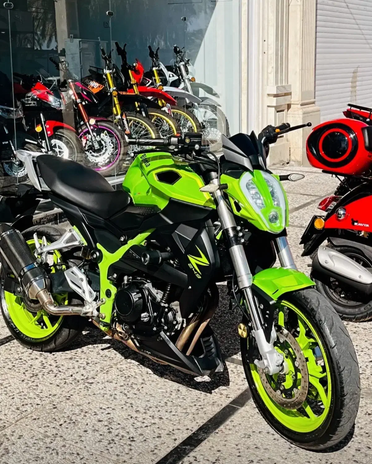 بلنتا 300|موتورسیکلت|بم, |دیوار