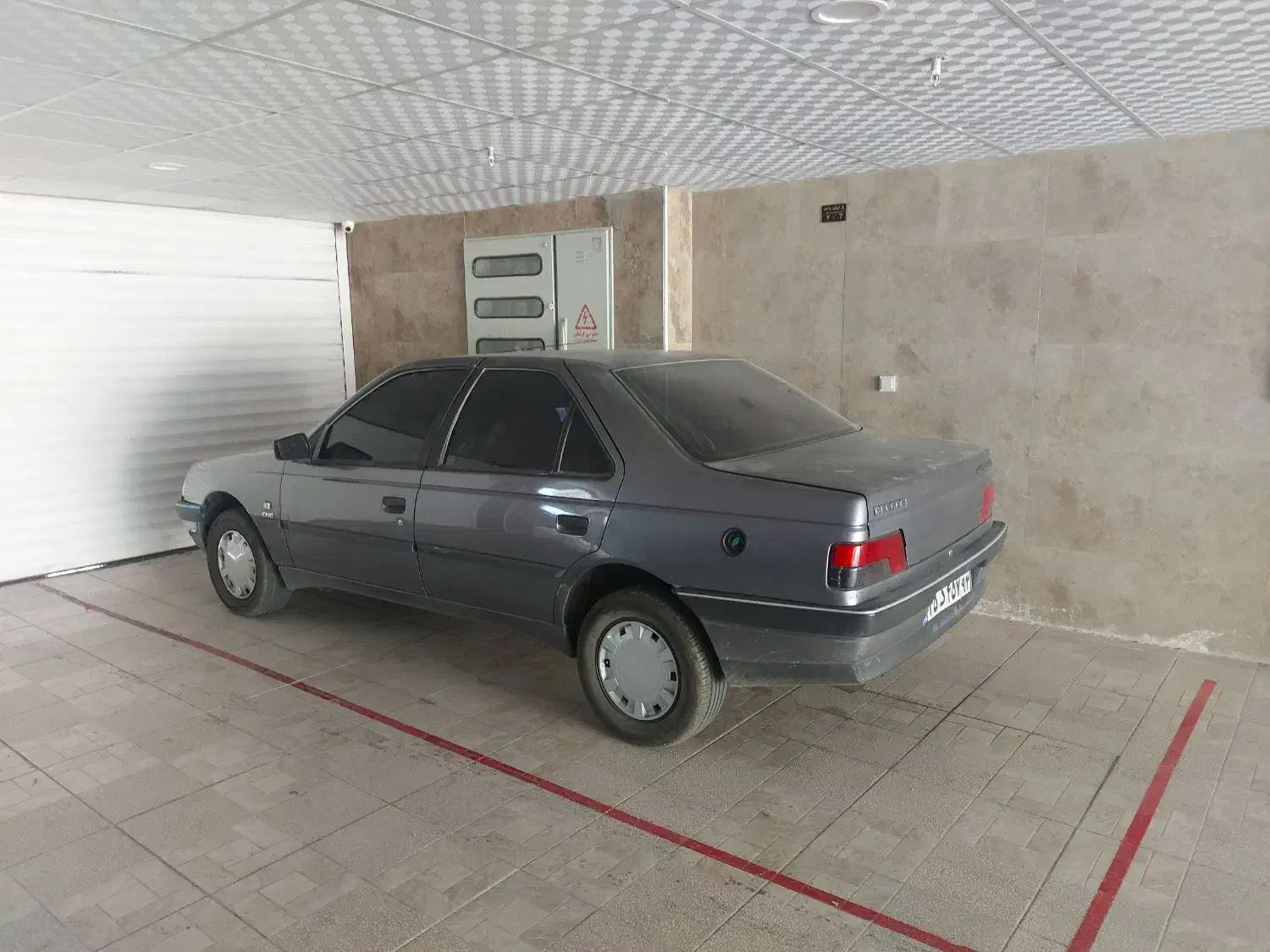 فروش ۴۰۵ مدل ۹۴ دوگانه کارخونه|خودرو سواری و وانت|شیراز, پشم شیشه|دیوار