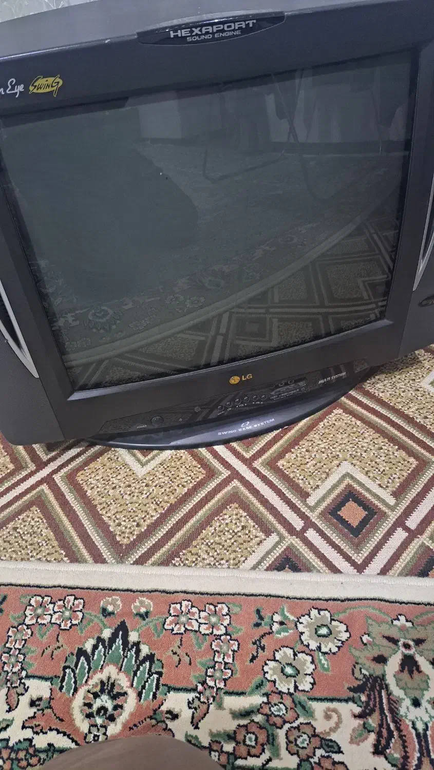 تلویزیون ال جی ۲۴ اینچ|تلویزیون و پروژکتور|قم, سعادتی|دیوار