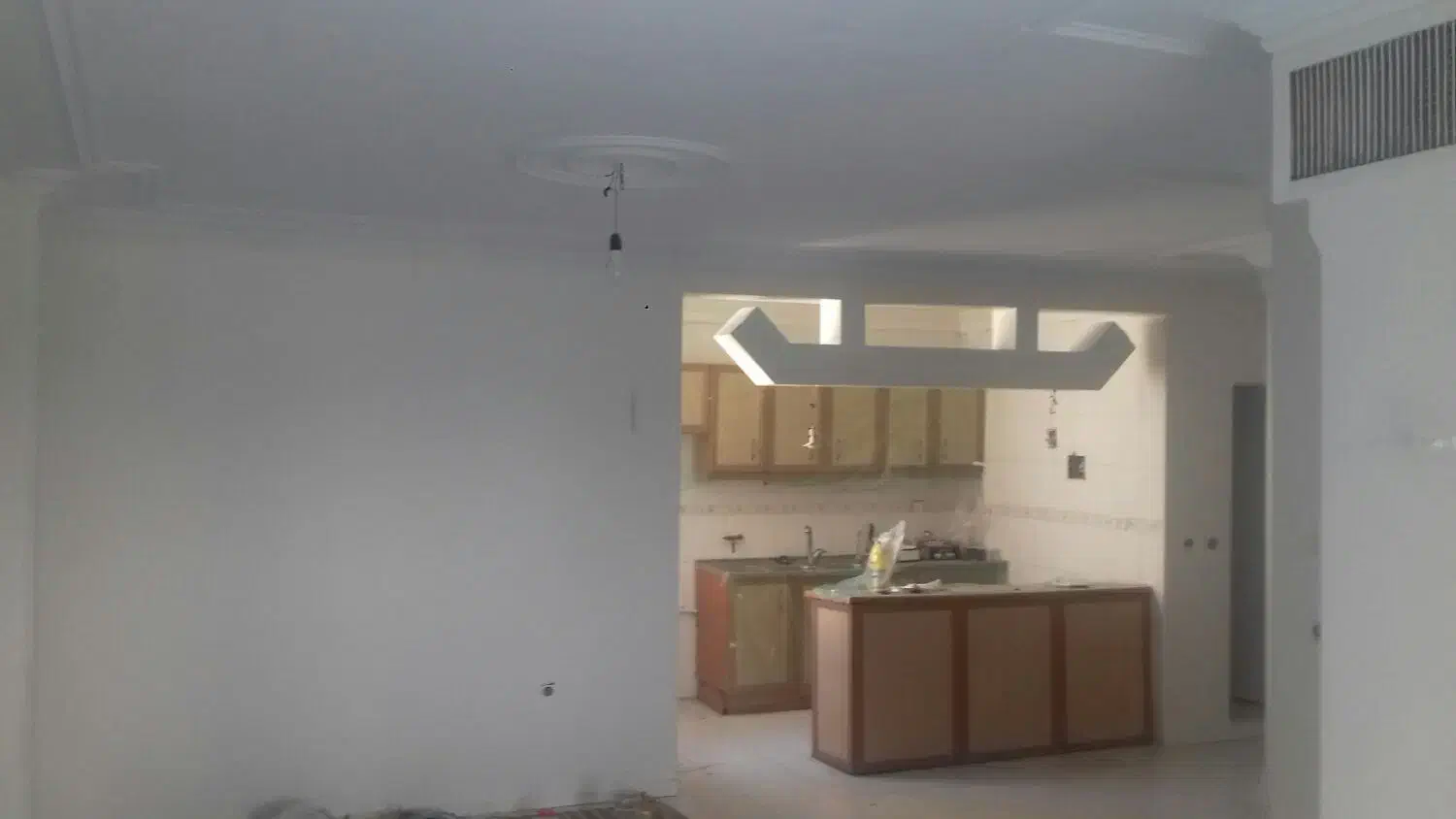 نقاش ونقاشی ساختمان و رنگ آمیزی ورنگ کاری.|خدمات پیشه و مهارت|تهران, تهرانپارس غربی|دیوار