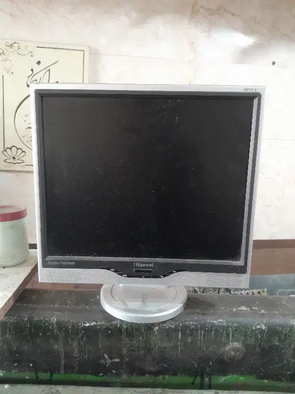 مانیتور|قطعات و لوازم جانبی رایانه|رباط‌کریم, رباط‌کریم|دیوار