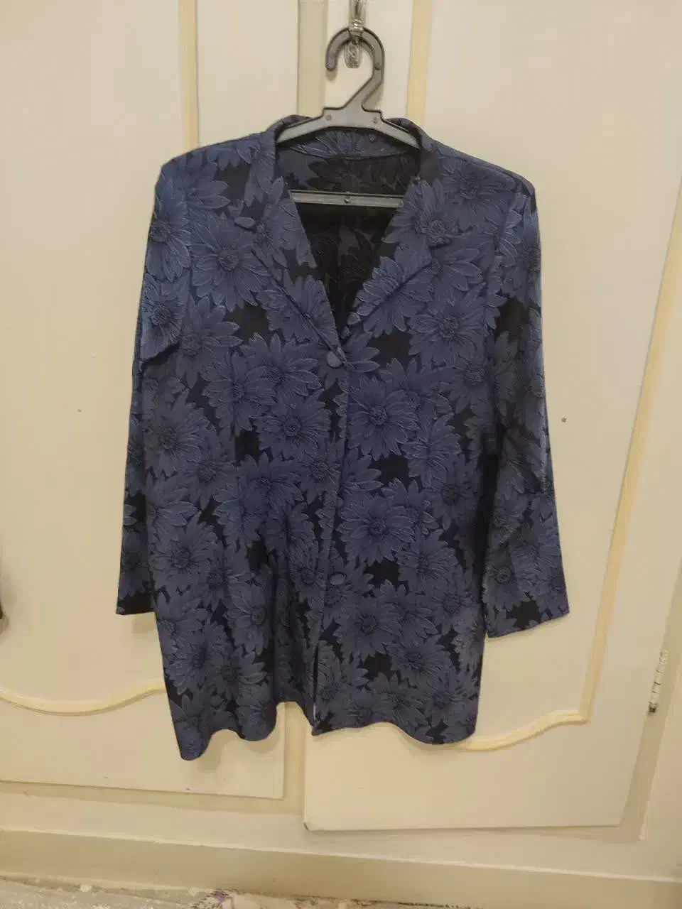 کت دامن وکت تک|لباس|بهارستان, |دیوار