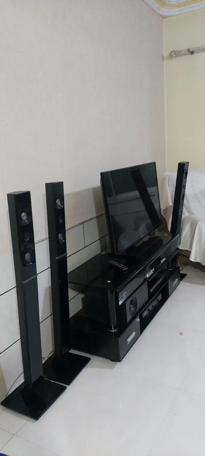 دراور میزال سیدی میز کامپیوترسینما خانواده سامسونگ|جاکفشی، کمد، دراور|گرگان, |دیوار