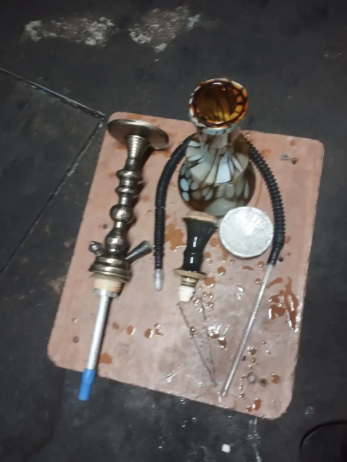 قیلون|کلکسیون و سرگرمی|اقبالیه, |دیوار