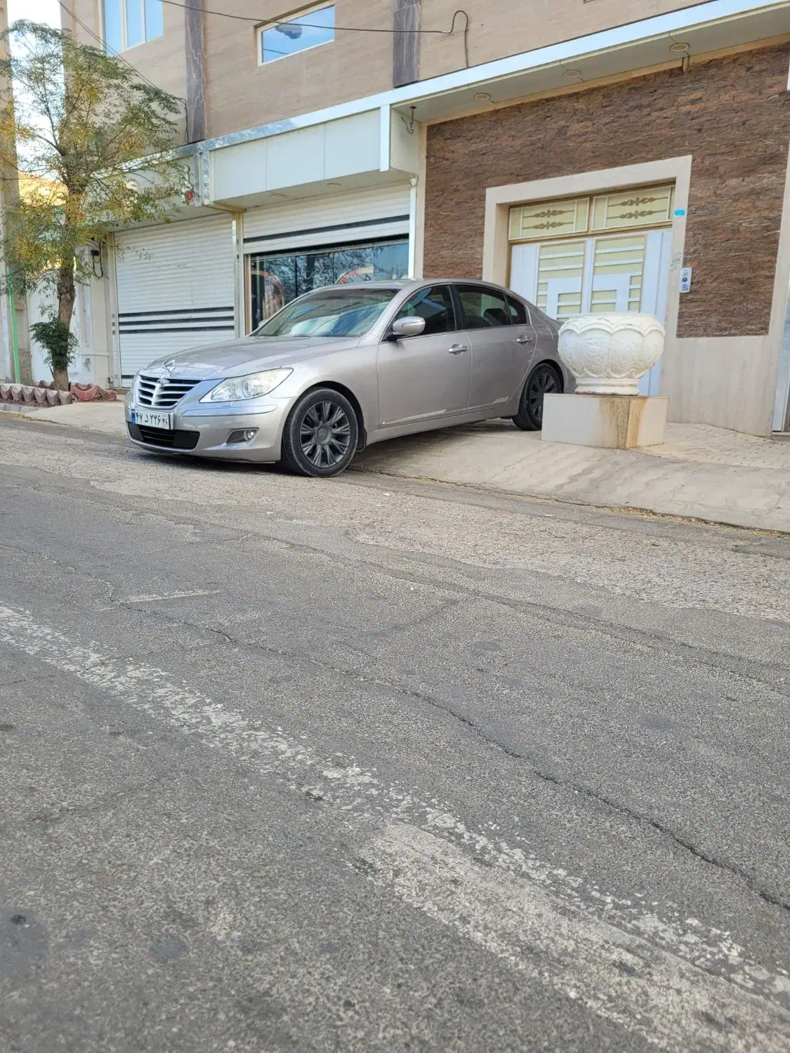 جنسیس سدان 2011 فول vip نقد و قسط|خودرو سواری و وانت|بردسکن, |دیوار