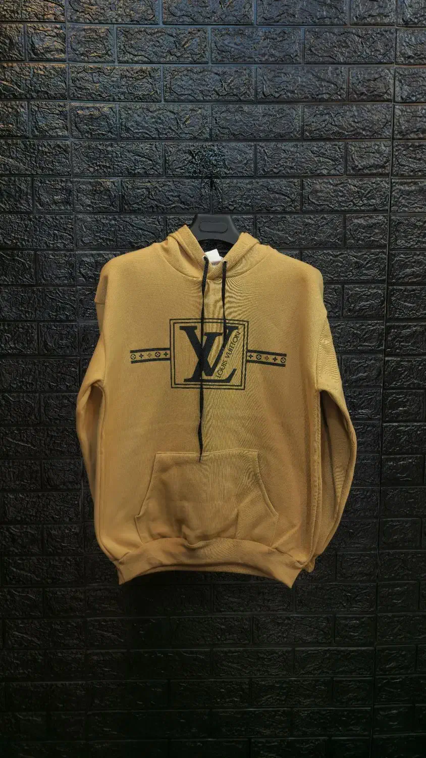 هودی تو کرکی|لباس|شاهین دژ, |دیوار