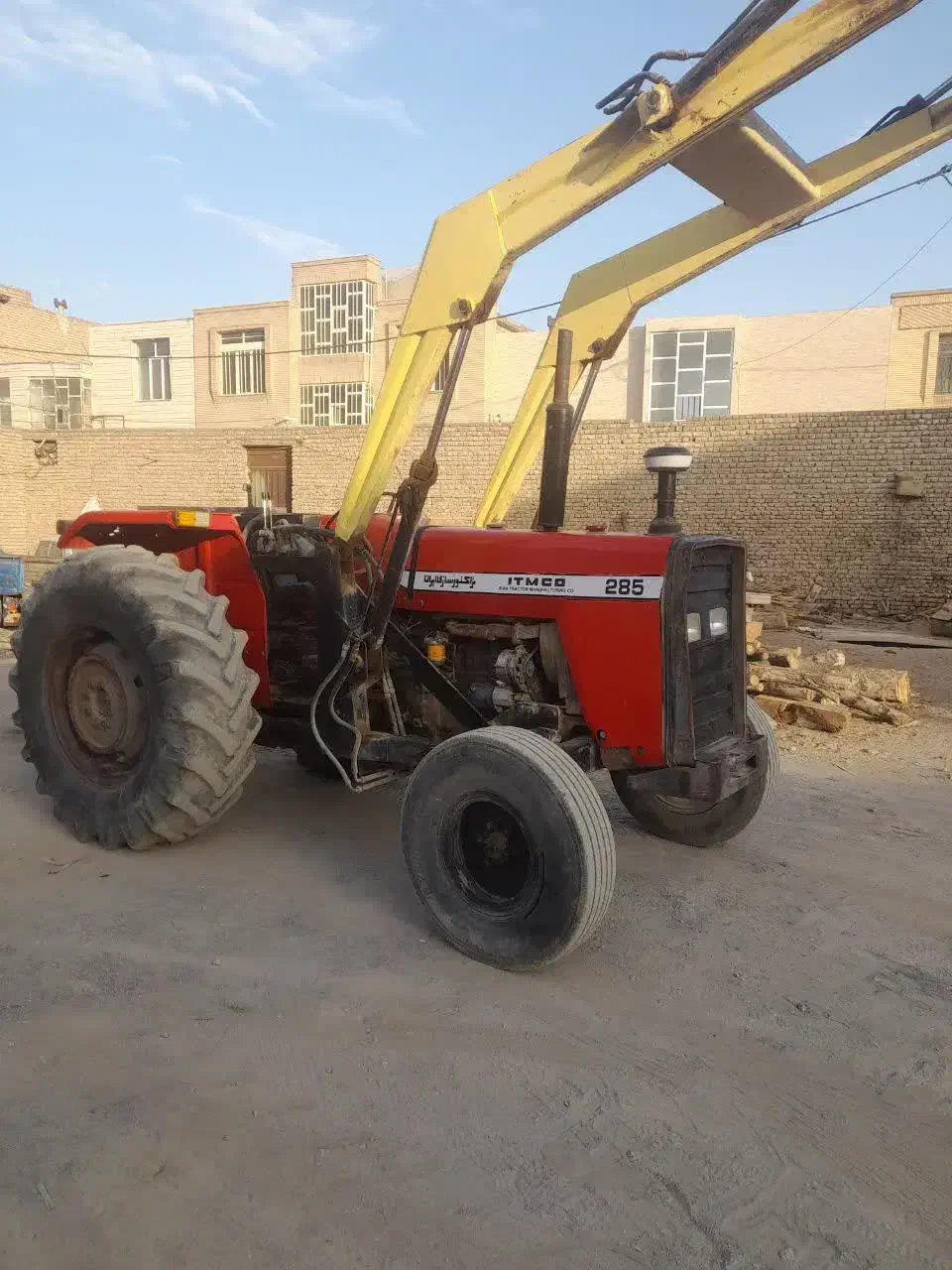 تراکتور مدل63بیلی|خودرو سنگین|خمینی‌شهر, |دیوار