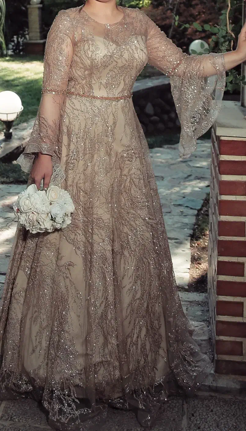 لباس مجلسی|لباس|شهریار, رضی آباد بالا|دیوار