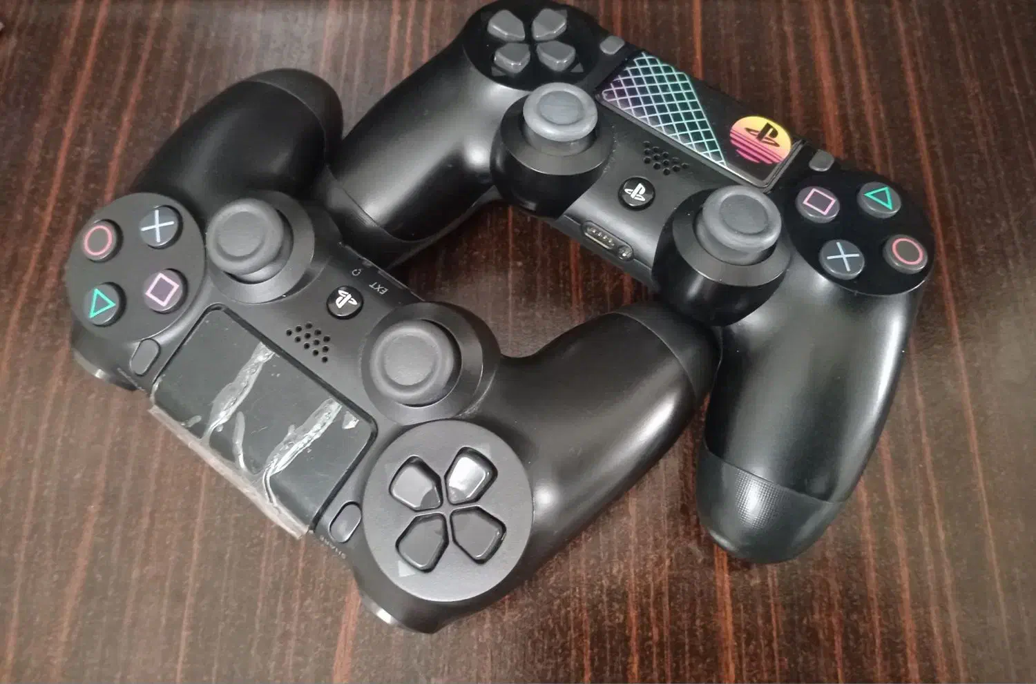 پی اس فور|کنسول، بازی ویدئویی و آنلاین|نیمبلوک, |دیوار