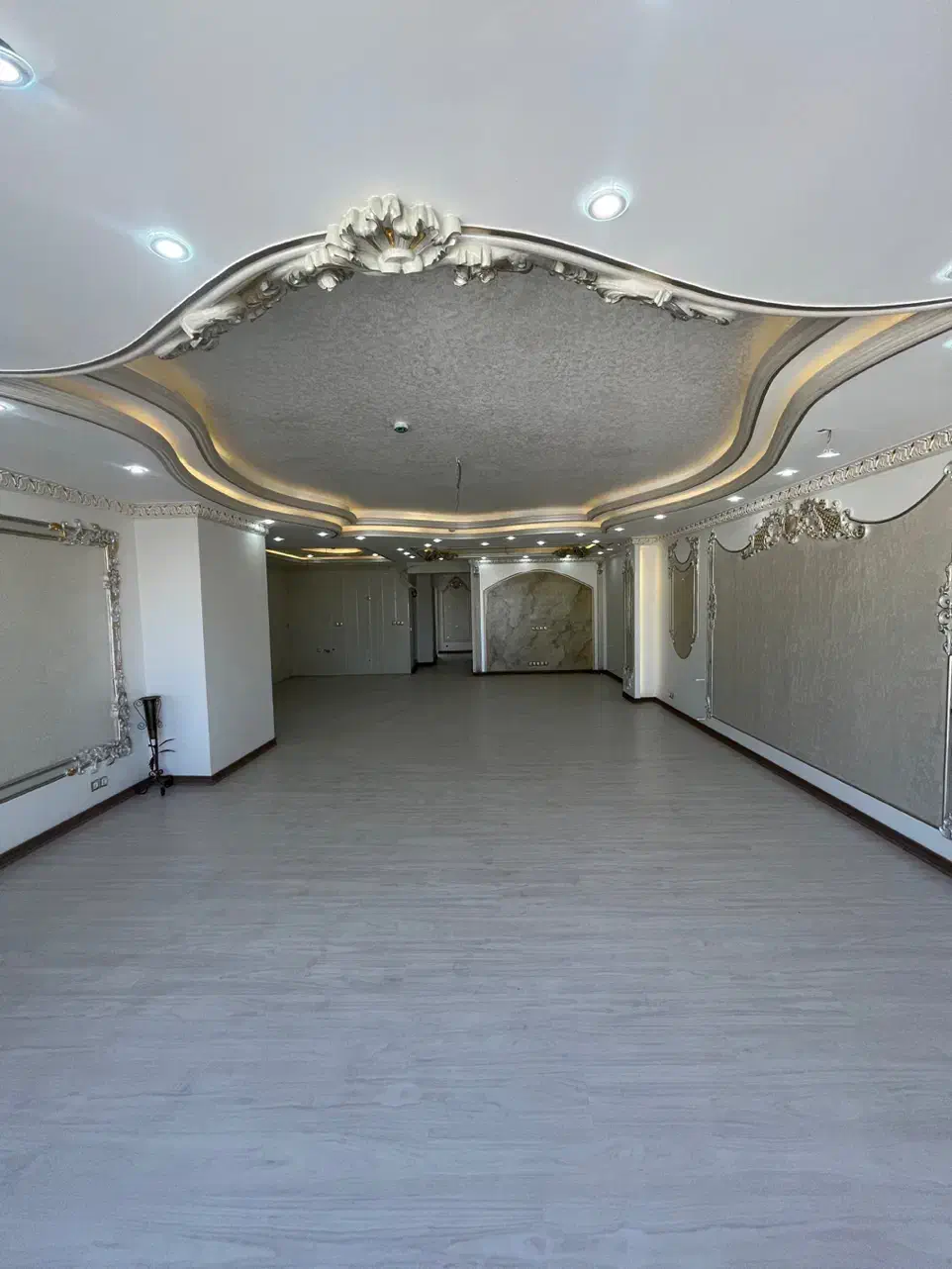 آپارتمان سعدی وسط 165|فروش آپارتمان|زنجان, |دیوار