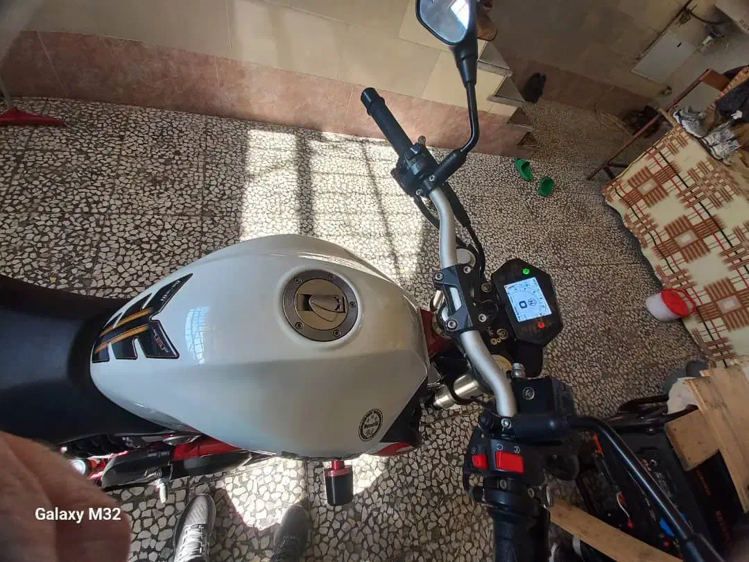 فروش بنلی ۳۰۰ در حد صفر|موتورسیکلت|لنگرود, |دیوار