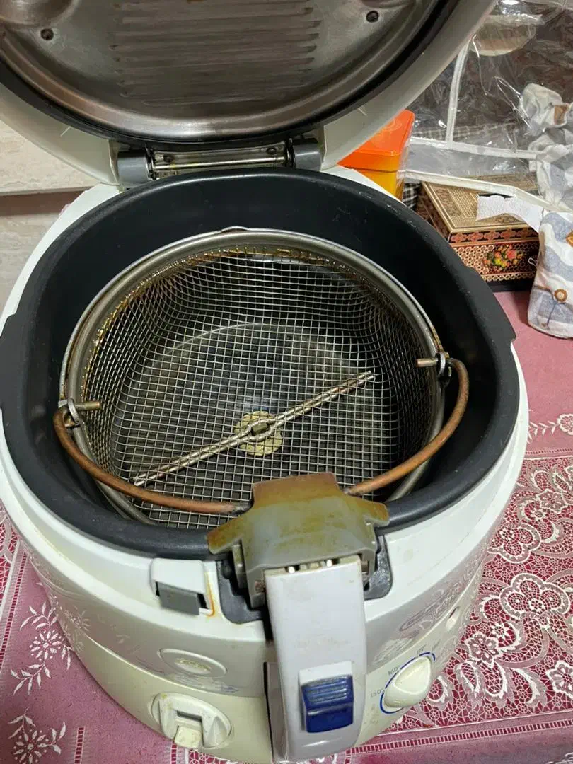 سرخ کن Delonghi|اجاق گاز و لوازم برقی پخت‌وپز|شیراز, وصال|دیوار