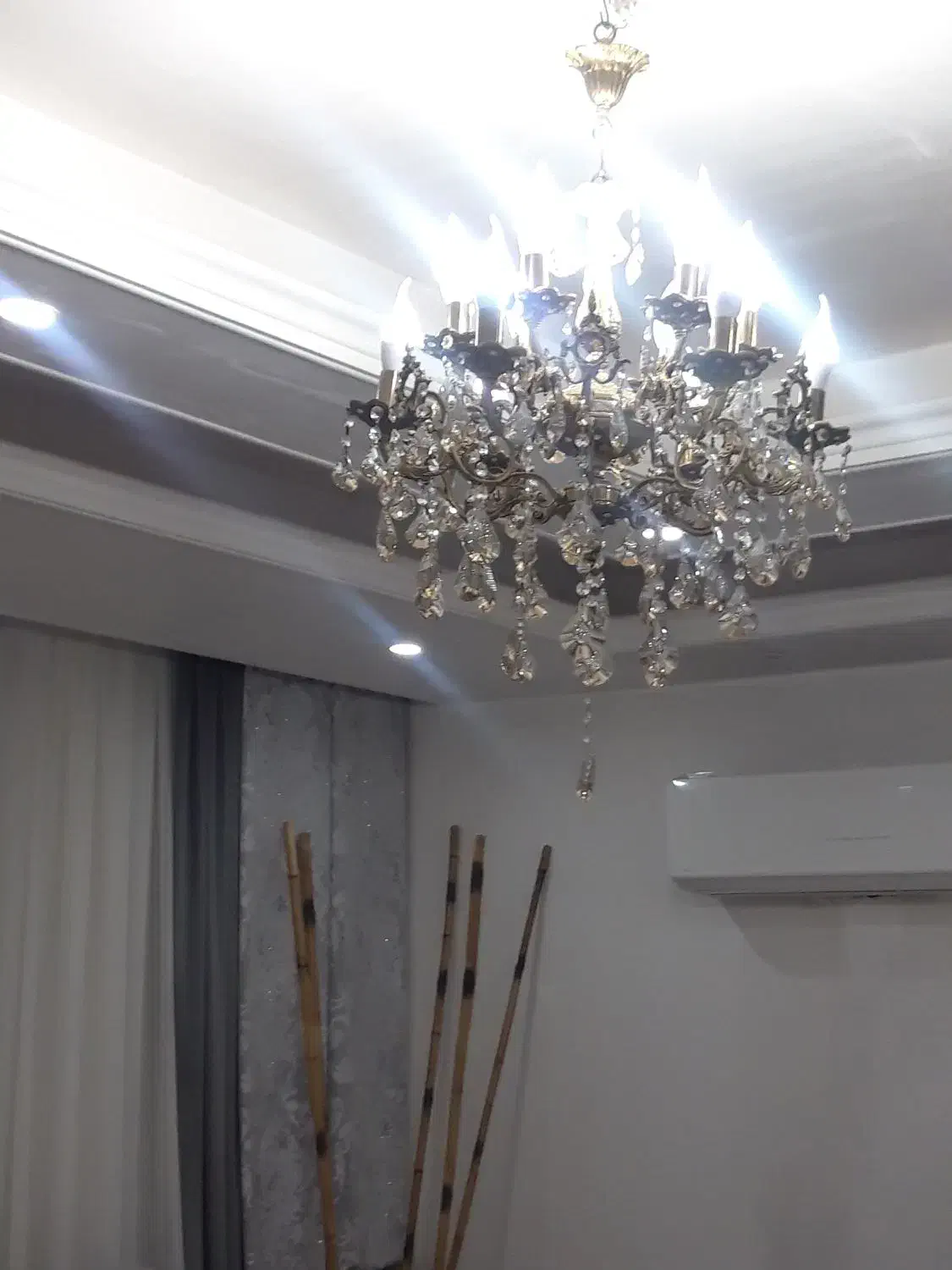 دوعدد لوستر سالم .برنج کامل|لوستر و چراغ آویز|گلستان (تهران), |دیوار