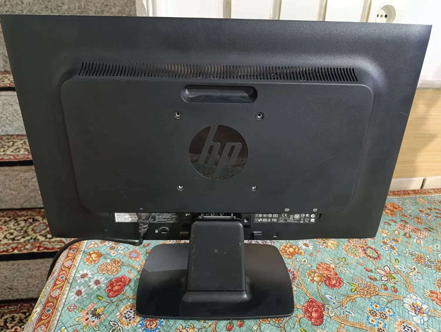 مانیتور ۲۲ اینچ hp|قطعات و لوازم جانبی رایانه|رفسنجان, |دیوار