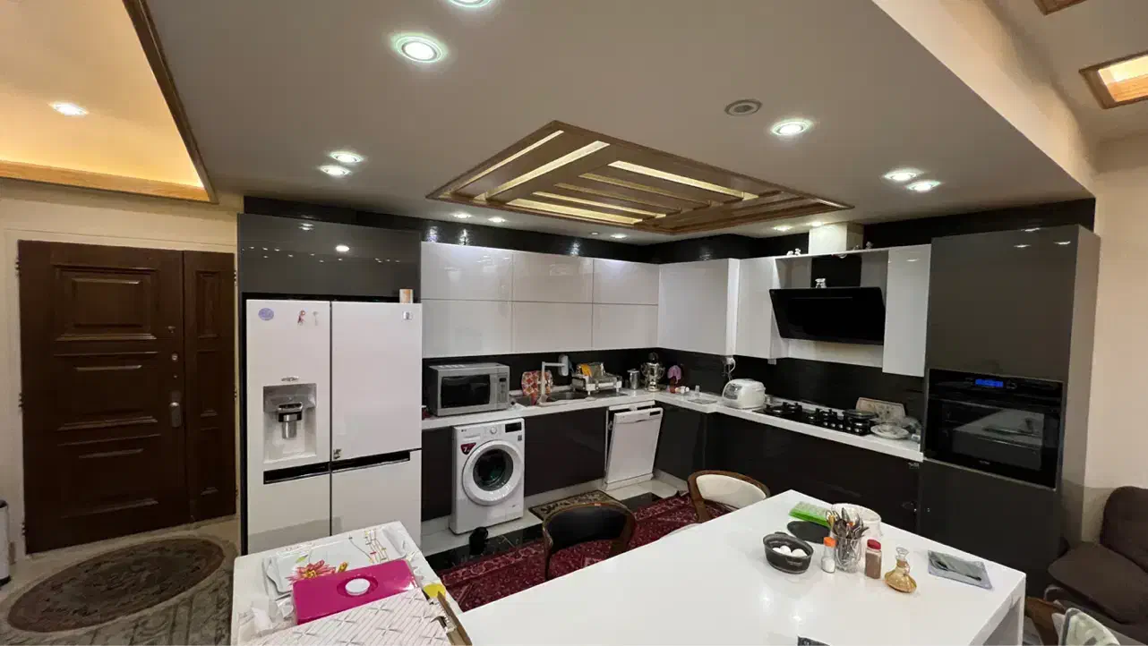 اجاره آپارتمان خیابان نسترن سالاریه|اجارهٔ آپارتمان|قم, سالاریه|دیوار