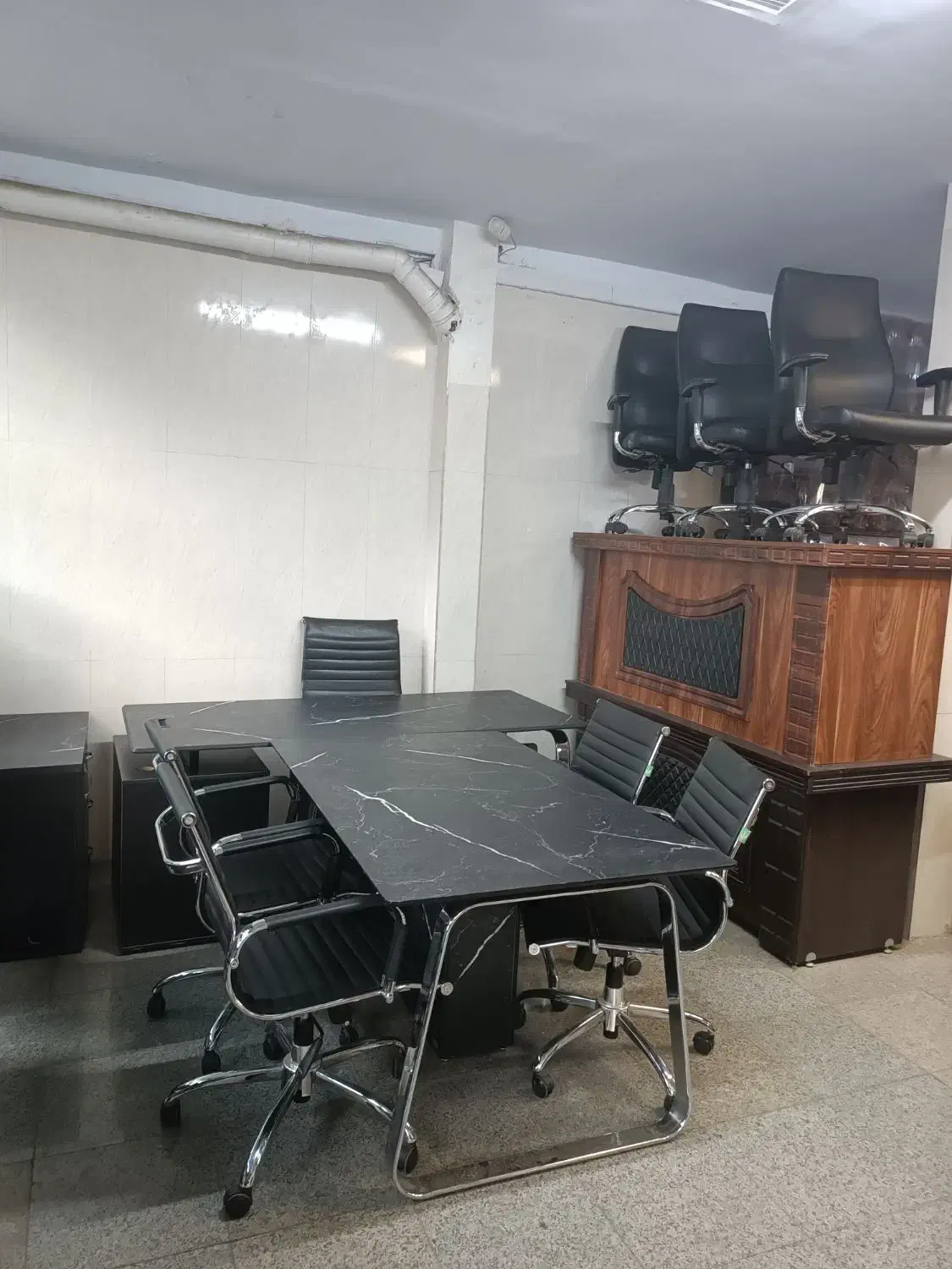 خرید و فروش انواع صندلی و میز کارکرده|مبلمان اداری|تهران, ونک|دیوار