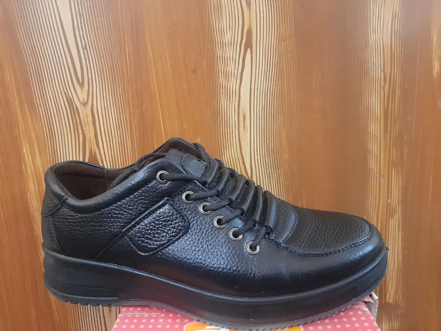 کفش چرم طرح اسپورت|کیف، کفش، کمربند|زرند, |دیوار