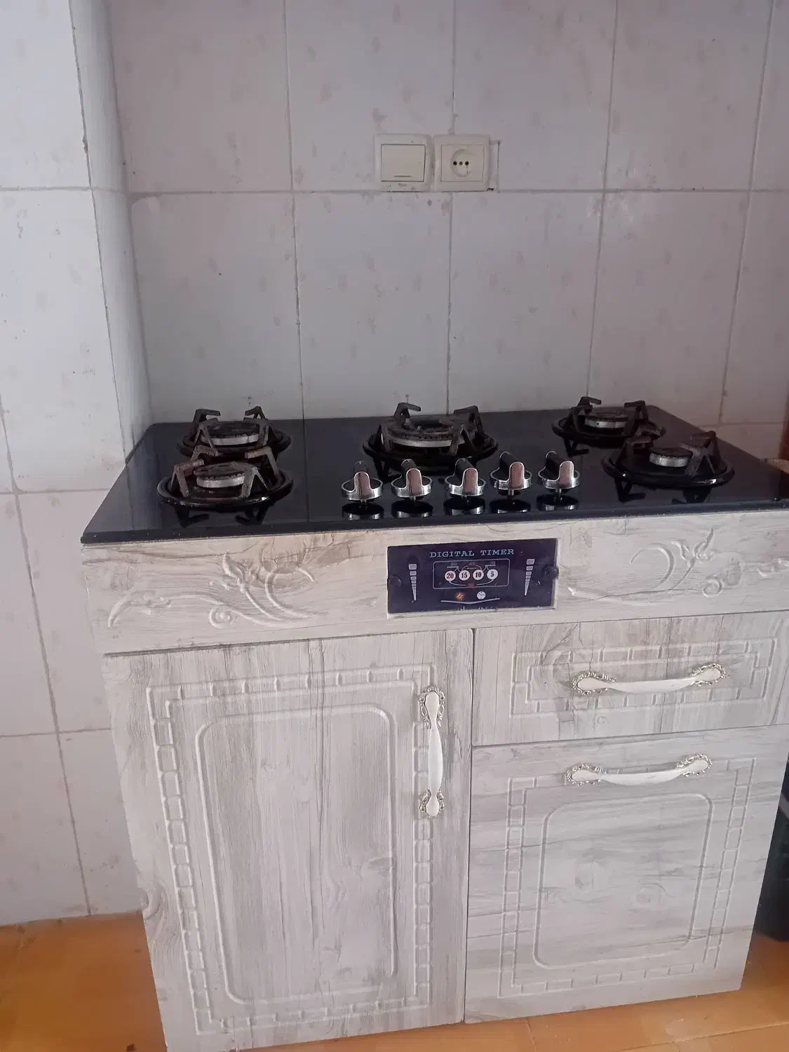 گاز کاملا تمیز یک ماه استفاده شده|اجاق گاز و لوازم برقی پخت‌وپز|شفت, |دیوار