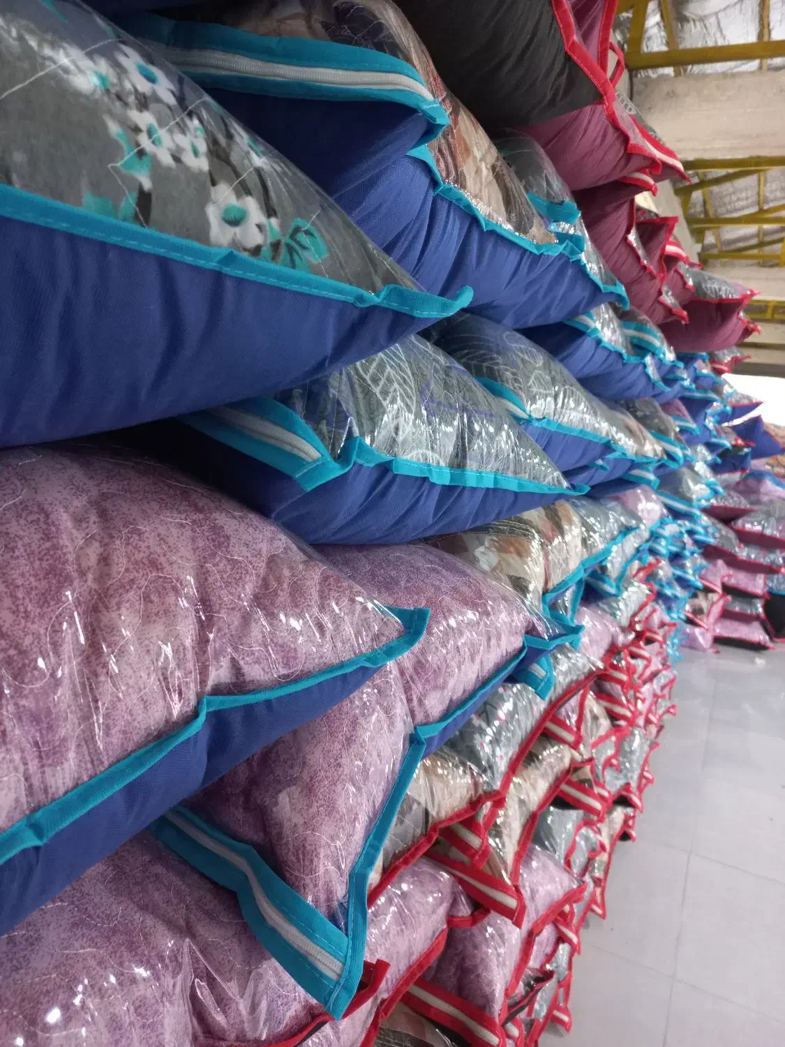 بالش بالشت از تولید به مصرف|رختخواب، بالش، پتو|رشت, گلسار|دیوار