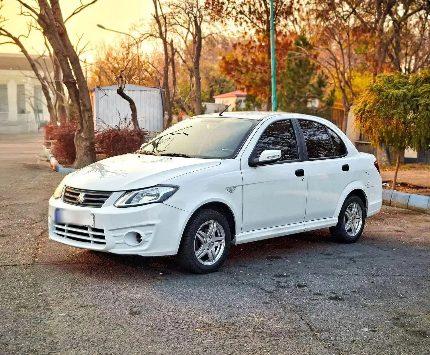 ساینا ۹۶ کم‌ کارکرد خانگی|خودرو سواری و وانت|تبریز, |دیوار