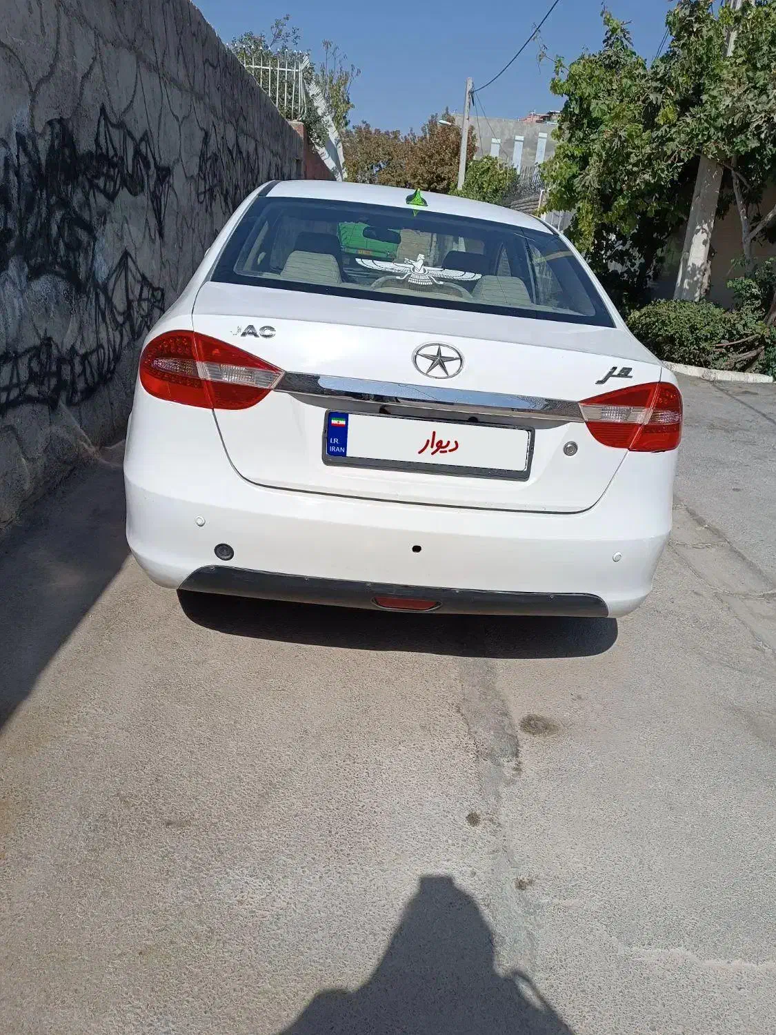 جک J5 دنده‌ای 1500cc، مدل ۱۳۹۳|خودرو سواری و وانت|فلاورجان, |دیوار