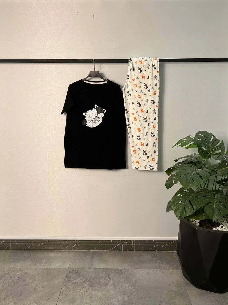 ست خانگی|لباس|تسوج, |دیوار