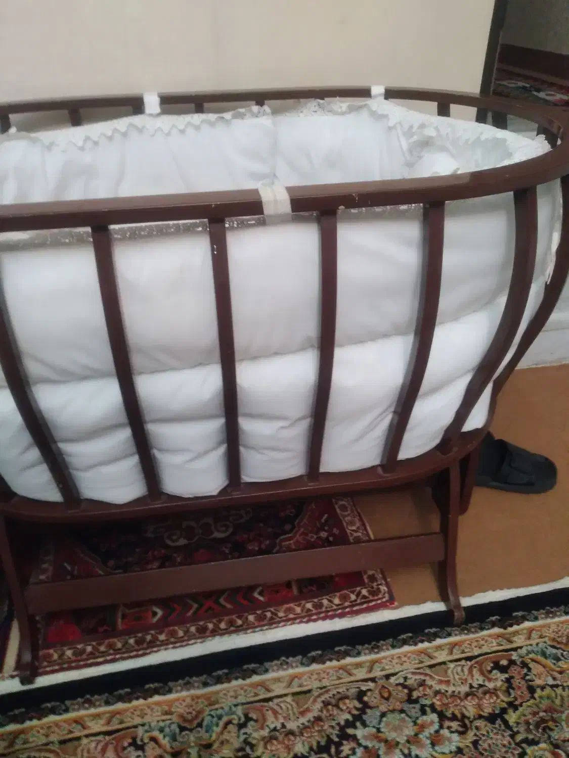 گهواره وساک حمل|اسباب و اثاث بچه|شیراز, طلاب|دیوار
