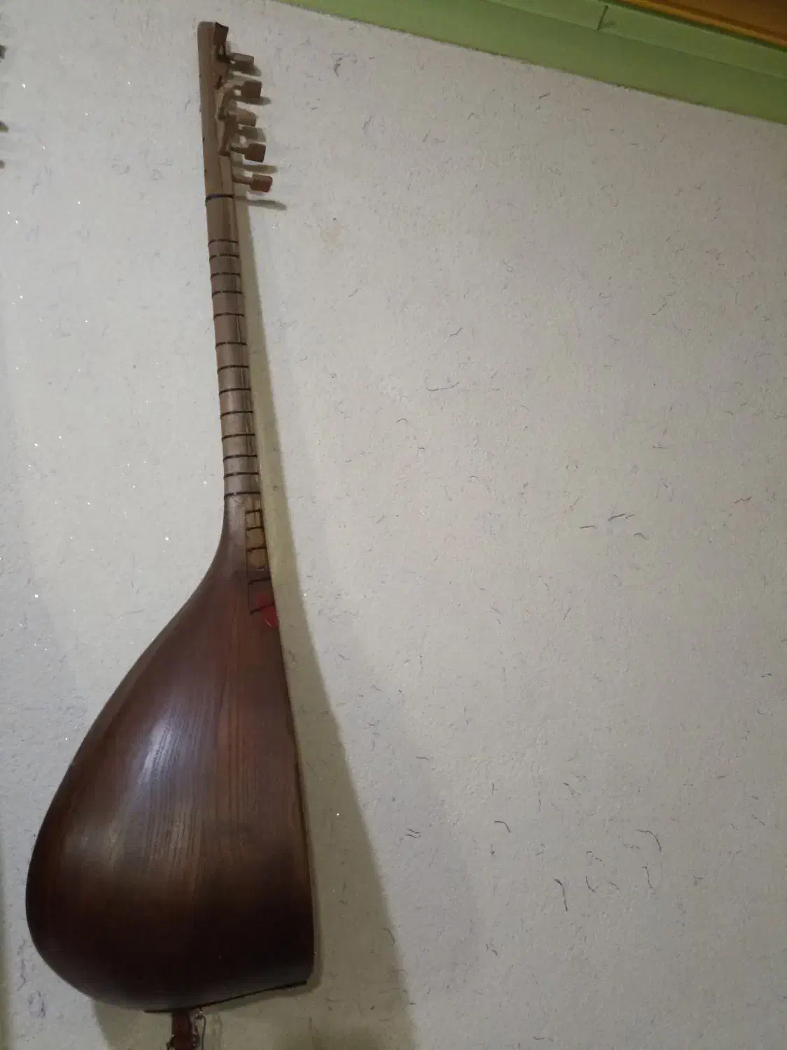 قوپوز ساز|سازهای سنتی|مشگین شهر, |دیوار