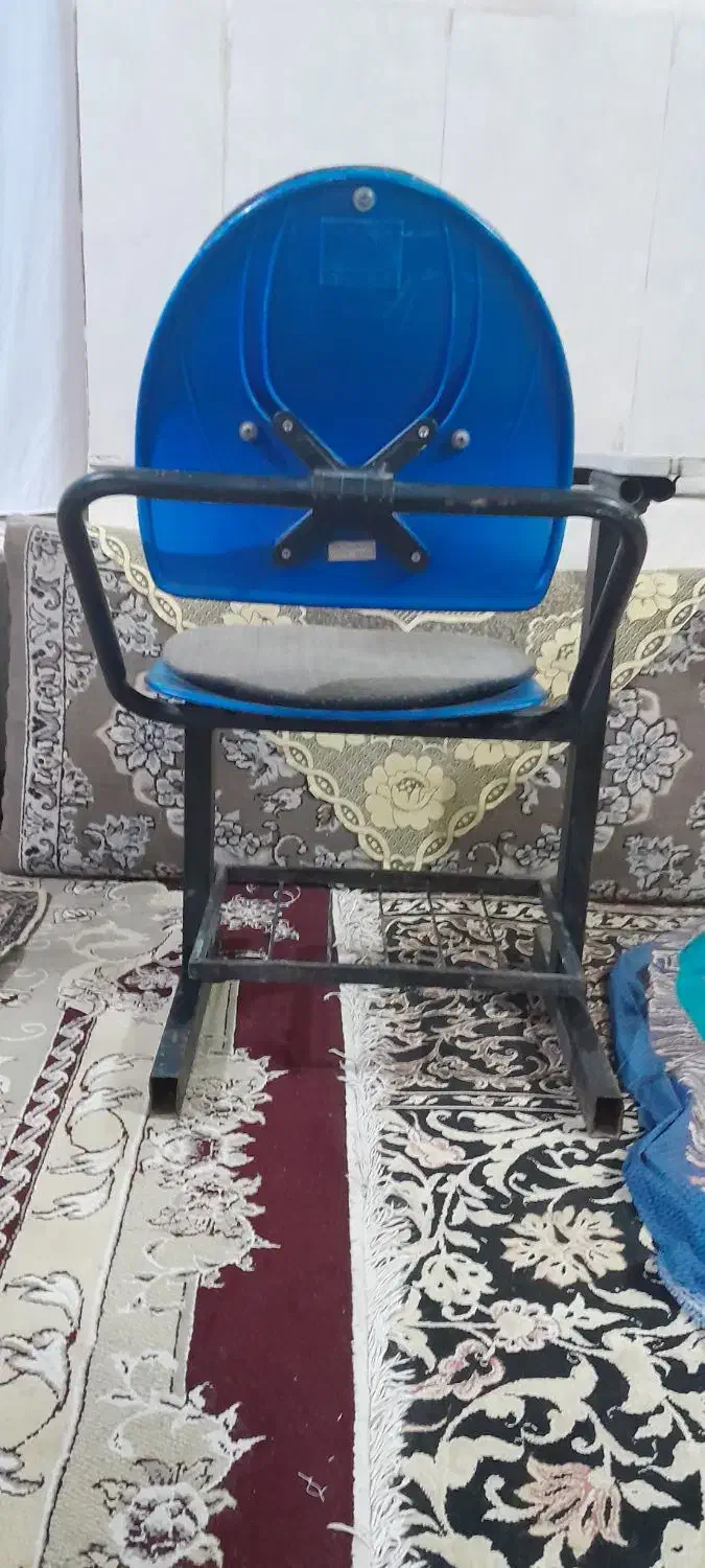 صندلیقدیمی|صندلی و نیمکت|نیشابور, فرح بخش|دیوار