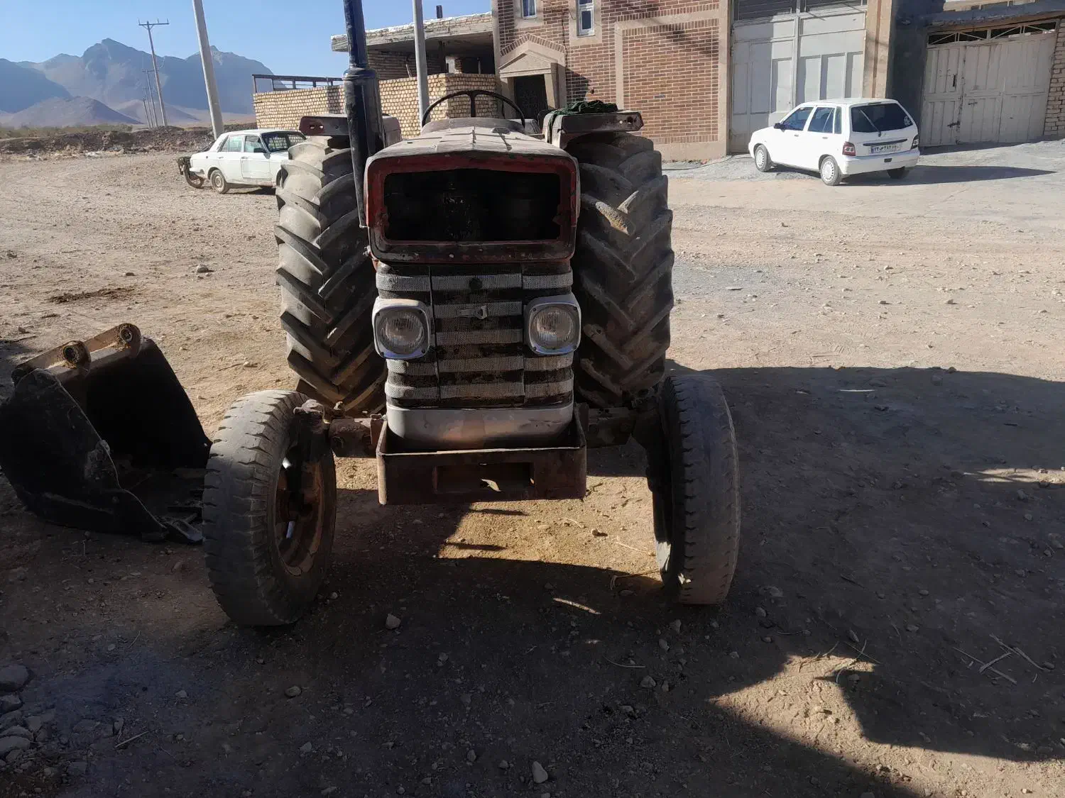 تراکتور ۱۶۵|خودرو سنگین|عسگران, |دیوار