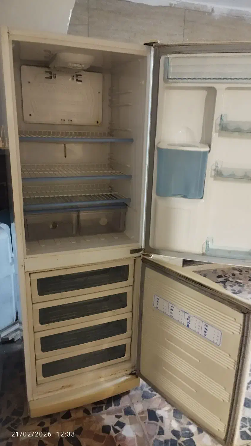 یخچال|یخچال و فریزر|رشت, ولکس|دیوار