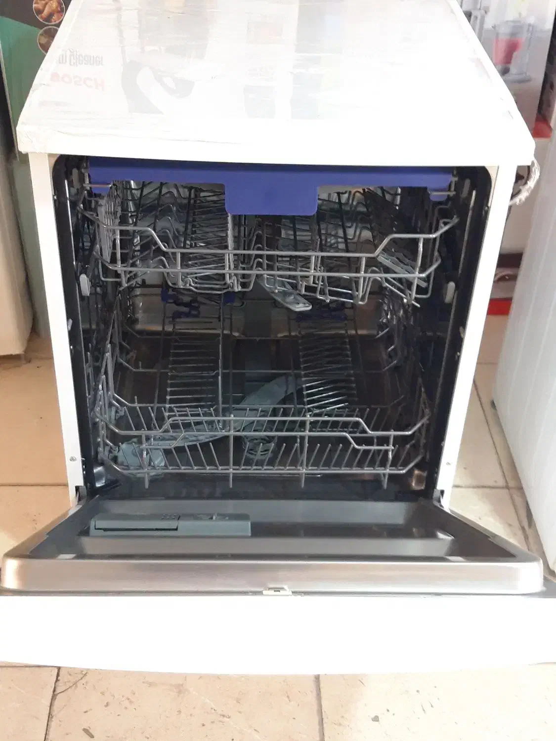 ماشین ظرفشویی دوو اصل کره ای سه سبده مدل ۱۴۱۱|ماشین ظرفشویی|اصفهان, کساره|دیوار