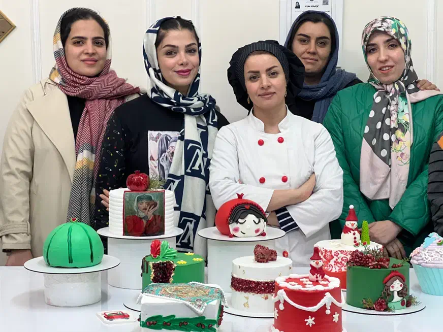 آموزش کیک شیرینی غذا در کارینو کیک ازاده|خدمات آموزشی|اراک, |دیوار