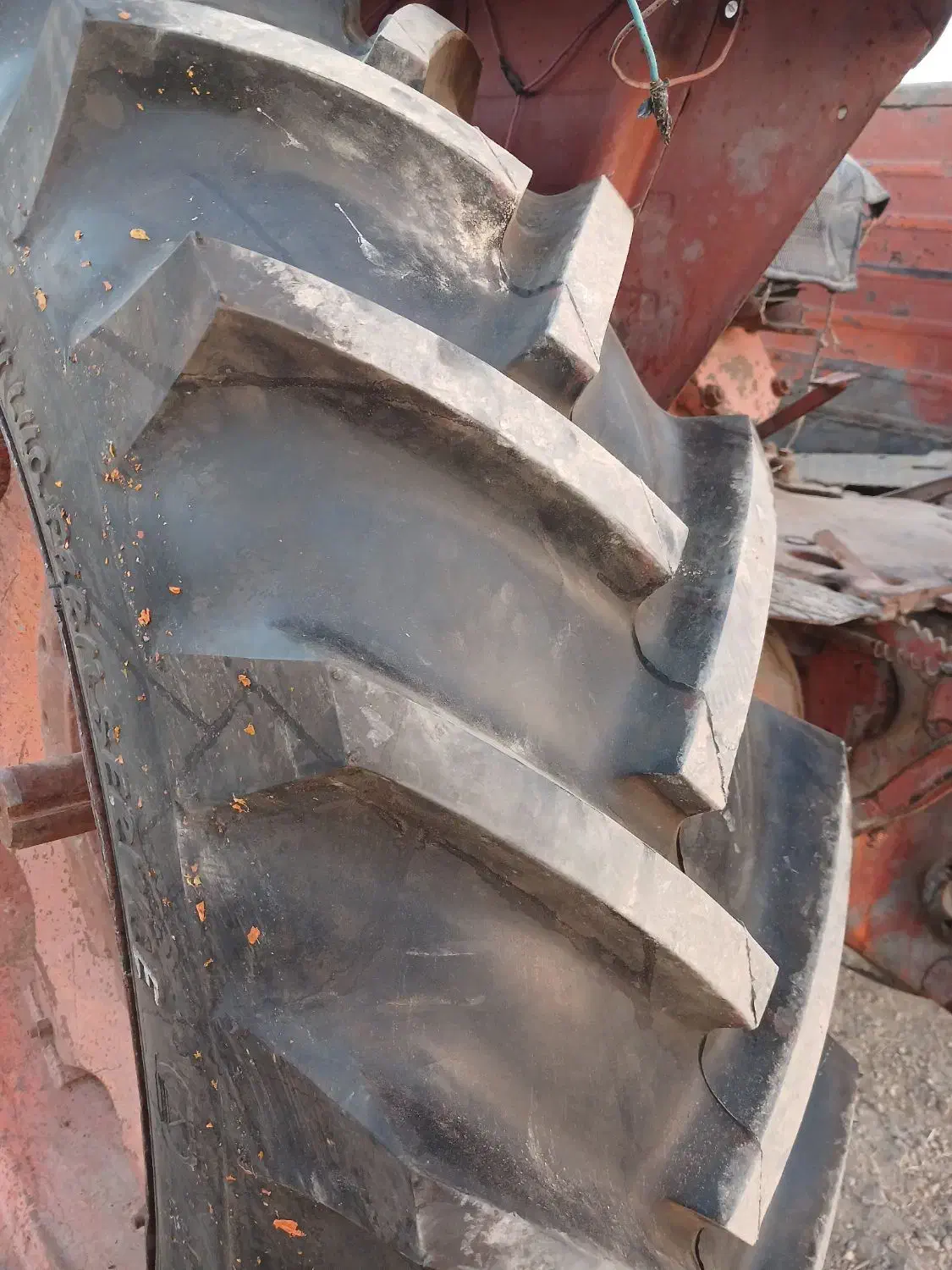 تراکتور رومانی مدل 1364|خودرو سنگین|ارسنجان, |دیوار