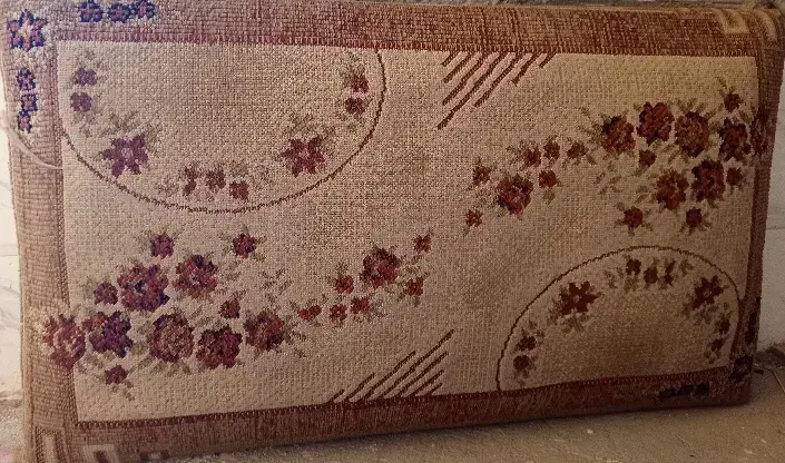 پشتی|پشتی|اقبالیه, |دیوار