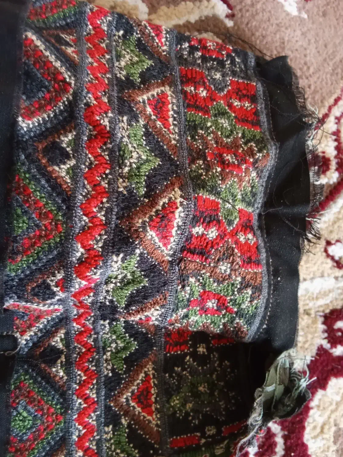 بلوچی دستی برای 10سال 9سال.|لباس|زابل, |دیوار