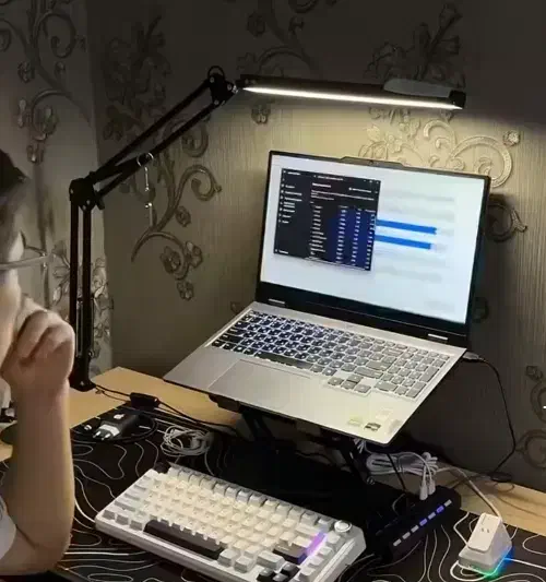 استخدام ادمین سوشال مدیا|استخدام رایانه و فناوری اطلاعات|تهران, امانیه|دیوار