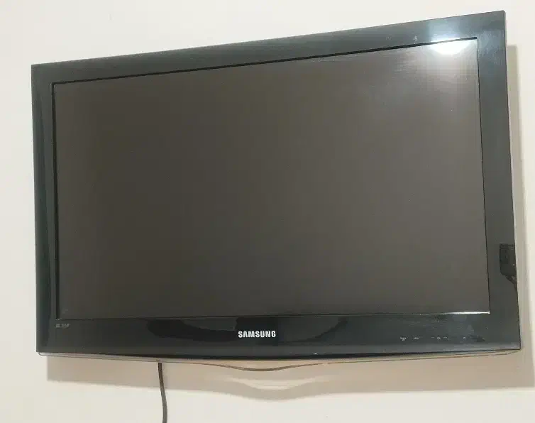 تلویزیون32اینچ|تلویزیون و پروژکتور|کرمانشاه, |دیوار