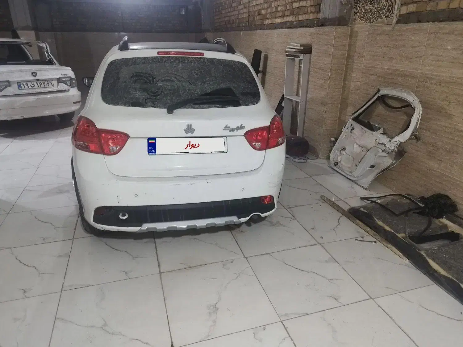 کوییک آخر 401تصادفی|خودرو سواری و وانت|خرم‌آباد, |دیوار