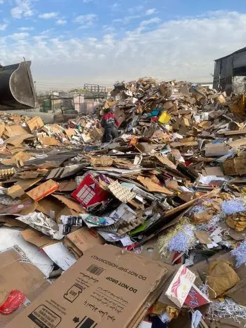 خرید و فروش کاغذ باطله،ضایعات آهن و...|عمده‌فروشی|تهران, قبا|دیوار