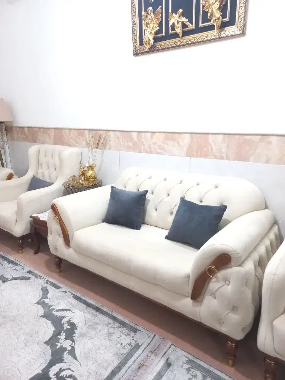 مبل راحتی|مبلمان خانگی و میز عسلی|قم, نیروگاه|دیوار