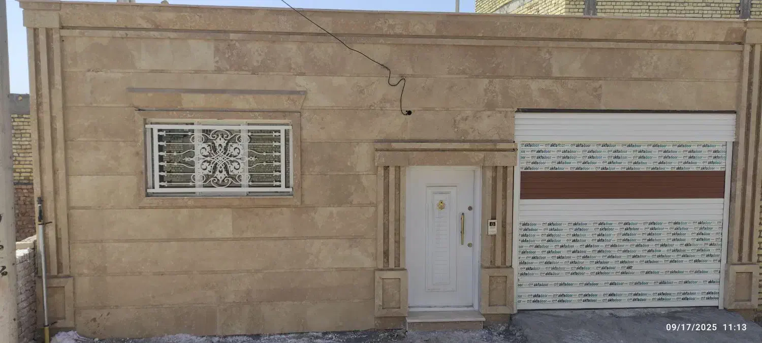 همکف 130 متری، کلید نخورده، 10 متر بر ، بلوار دانش|فروش خانه و ویلا|کاشان, دانش|دیوار