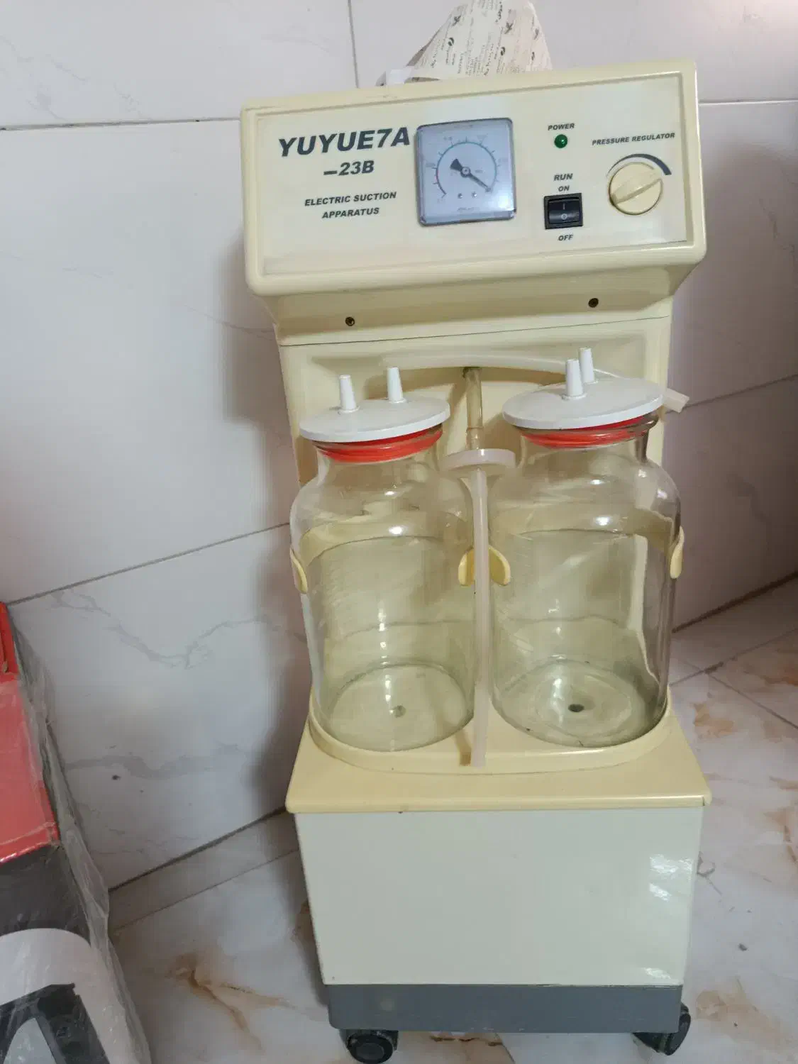 دستگاه ساکشن پایه بلند|پزشکی|کاشان, قطب راوندی|دیوار