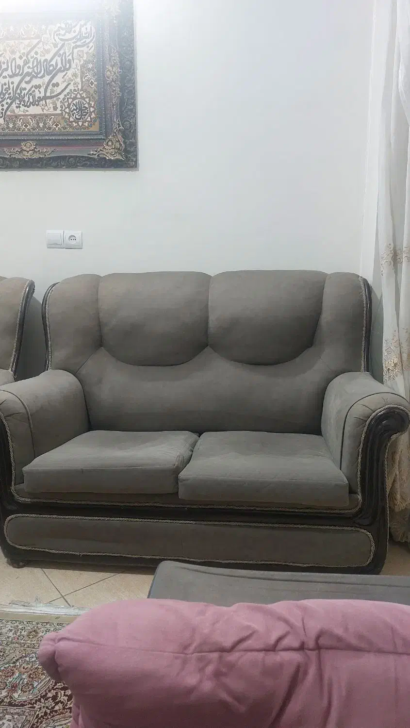 میل ۴ نفره دوتا دونفره با میز وسط ۴ تا هم میز عسلی|مبلمان خانگی و میز عسلی|تهران, هلال احمر|دیوار