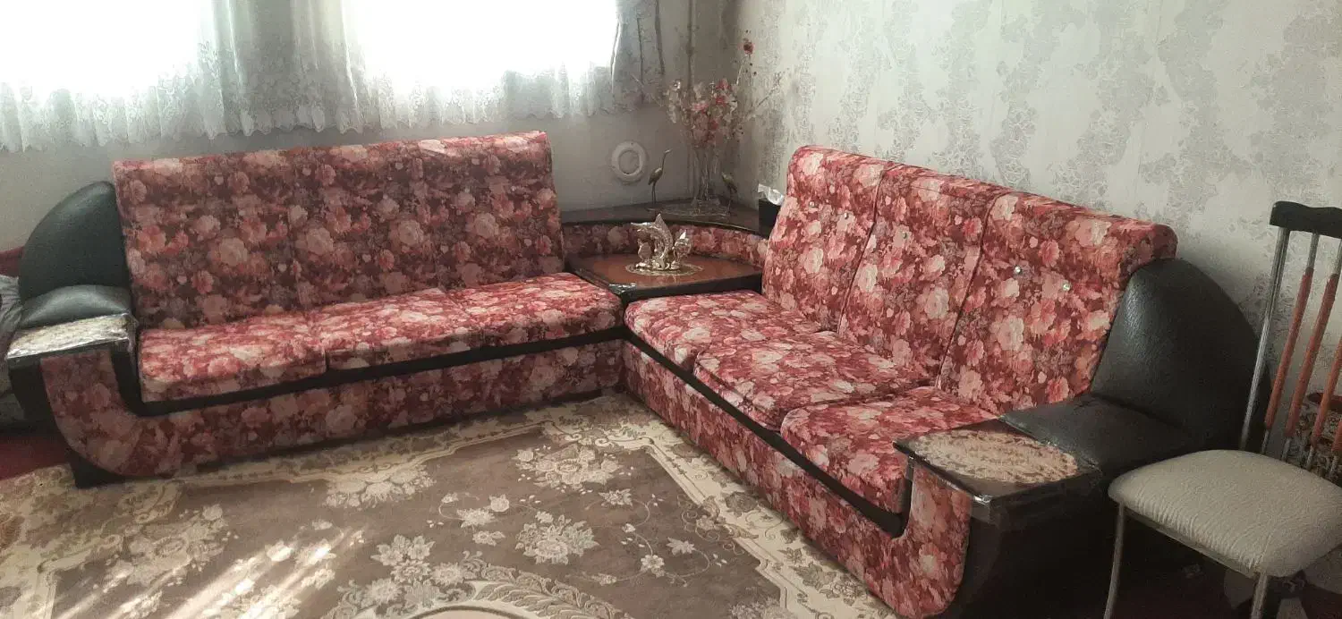 مبل اِل ۶ نفره|مبلمان خانگی و میز عسلی|ری, جوانمرد قصاب|دیوار